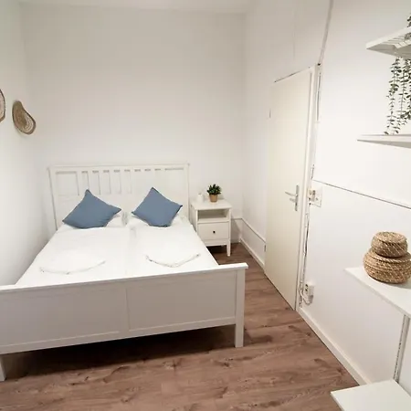 Great Three Bedroom Apartment Hamburg Exterior photo