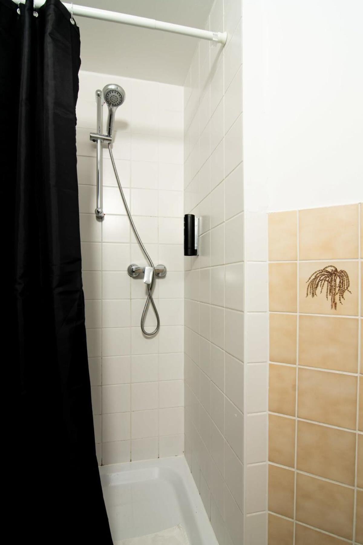Great Three Bedroom Гамбург
