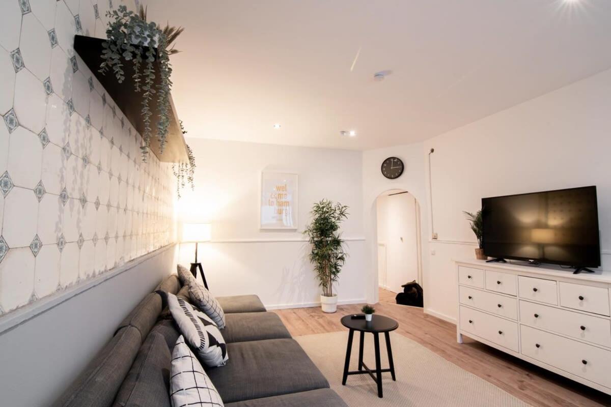 Apartment Great Three Bedroom